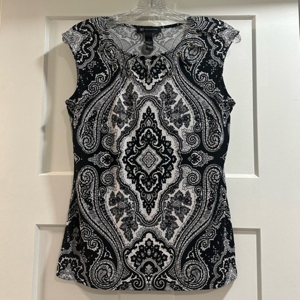 International Concepts Women’s Sleeveless Tank Blouse Paisley Black & White